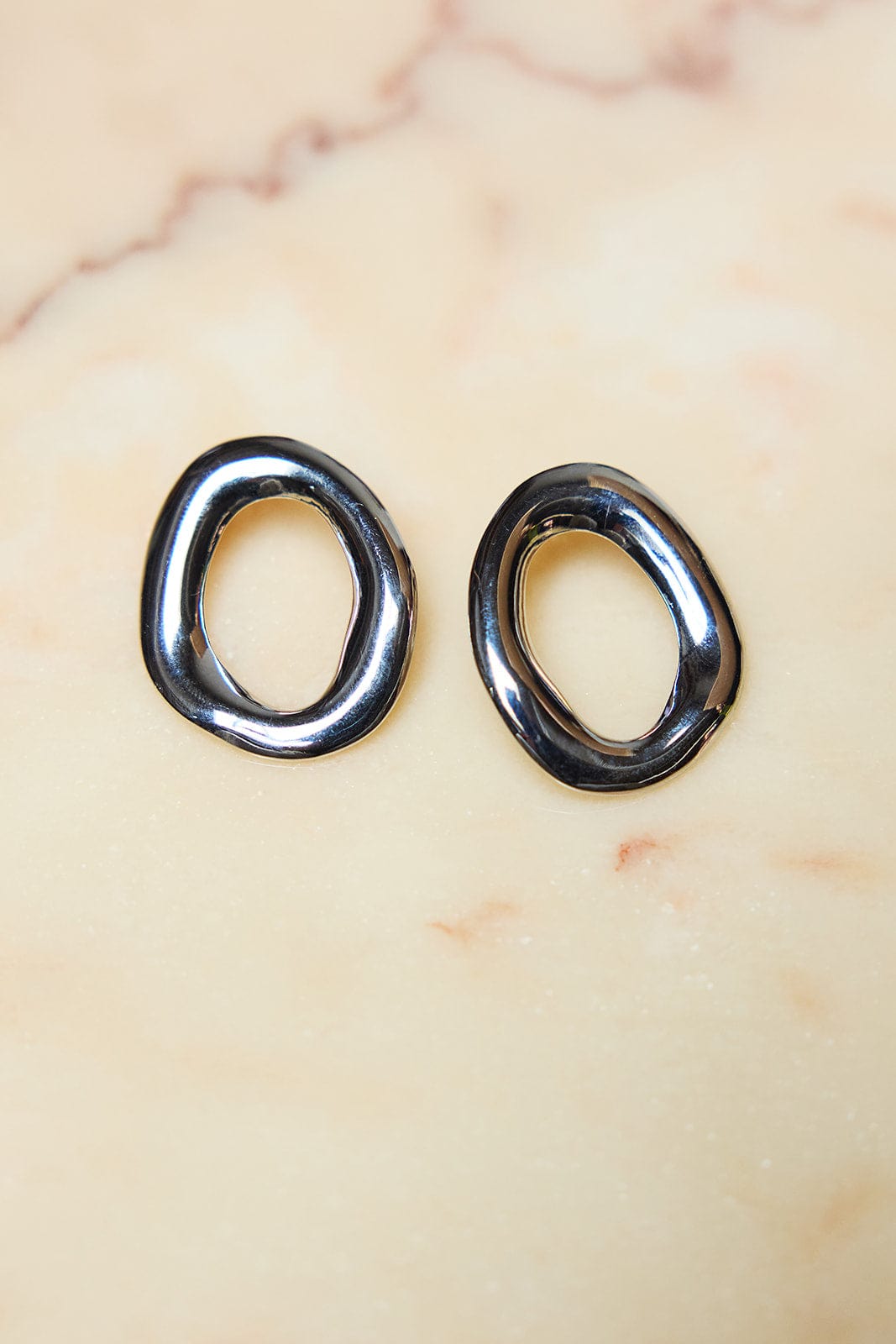 ROOI Oorbellen O100L+R Juwelen Sieraden Leuven